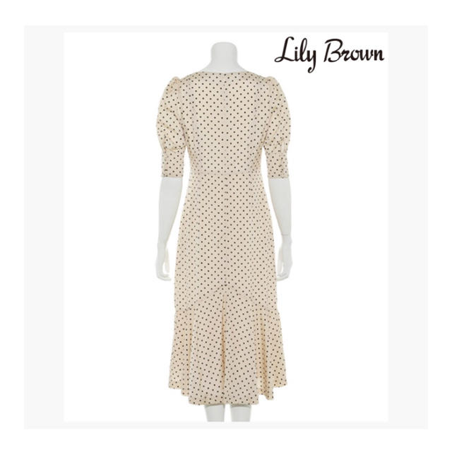 Lily Brown(リリーブラウン)のリリーブラウン ドットワンピース 完売品 レディースのワンピース(ロングワンピース/マキシワンピース)の商品写真