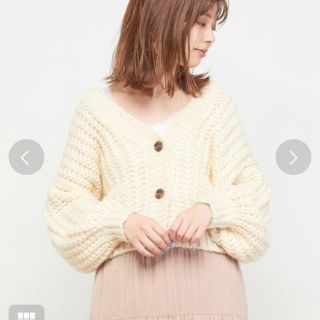 ナチュラルクチュール(natural couture)のショートニットカーディガン(カーディガン)