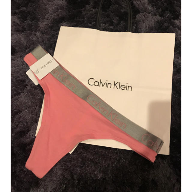 Calvin Klein(カルバンクライン)のカルバンクライン Calvin Klein ショーツ 新品 ピンク×シルバー レディースの下着/アンダーウェア(ショーツ)の商品写真