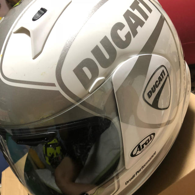 DUCATIヘルメット