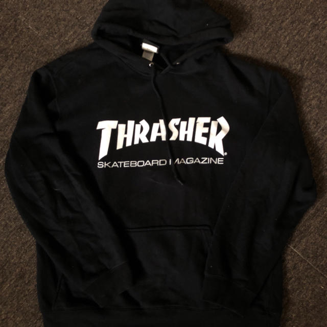 THRASHER(スラッシャー)のTHRASHER スラッシャー パーカー 黒 ブラック メンズのトップス(パーカー)の商品写真