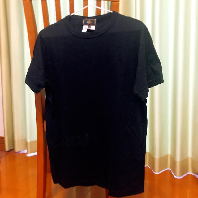 FENDI(フェンディ)のFENDI Tシャツ 42 Lサイズ 黒 イタリア製 レディースのトップス(Tシャツ(半袖/袖なし))の商品写真