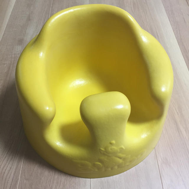 Bumbo(バンボ)のバンボ  キッズ/ベビー/マタニティの授乳/お食事用品(その他)の商品写真