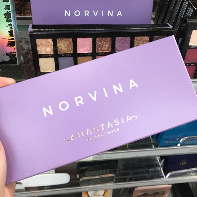 Sephora(セフォラ)のAnastasia Beverly Hills パレット 新品未使用 コスメ/美容のベースメイク/化粧品(アイシャドウ)の商品写真