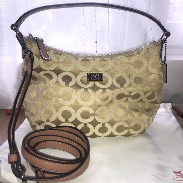 COACH ショルダーバッグ 未使用新品