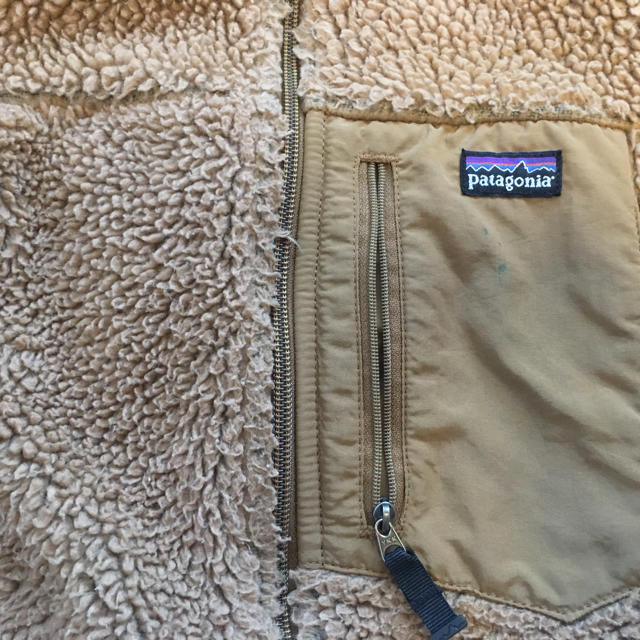 patagonia(パタゴニア)のパタゴニア キッズ フリース XS（5-6） キッズ/ベビー/マタニティのキッズ服男の子用(90cm~)(ジャケット/上着)の商品写真