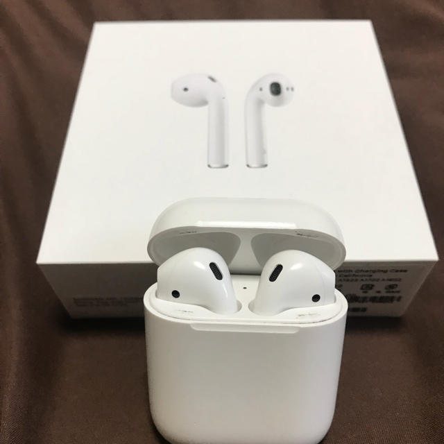 Apple の通販 by Sminami0705's shop｜アップルならラクマ - さ〜なんさん専用airpods 大得価低価
