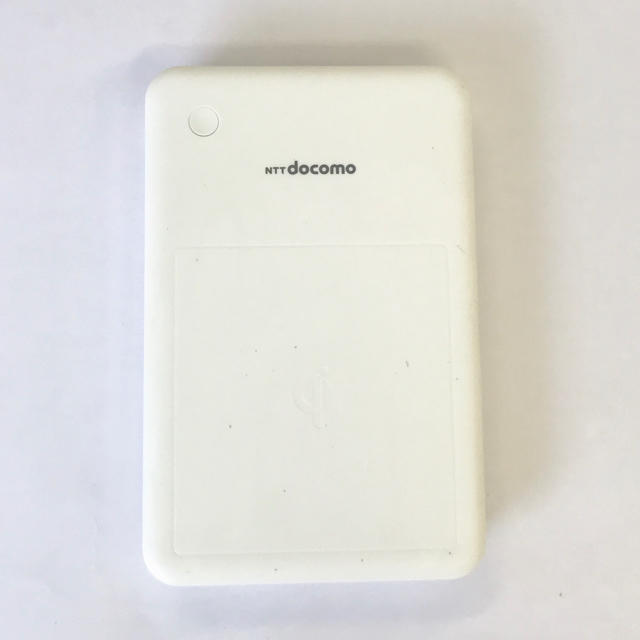 Nttdocomo Docomo ワイヤレスチャージャー ｆ01 おくだけ充電器の通販 By Qtbutt エヌティティドコモならラクマ