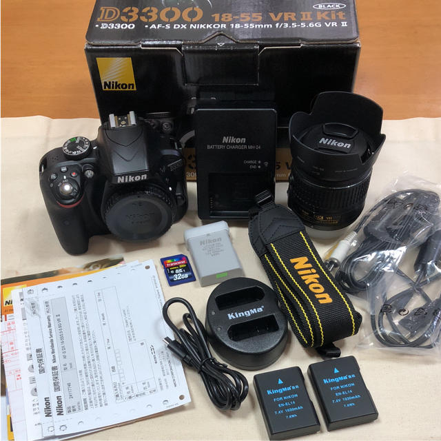 美品 NIKON ニコン D3300 レンズキットカメラ