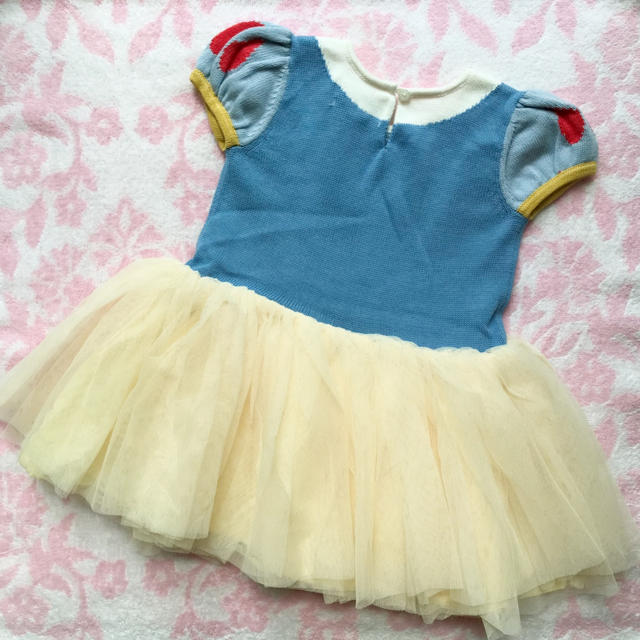 babyGAP(ベビーギャップ)の大人気♡ 新品 babygap 白雪姫 ニットワンピース♡ 12-18m 80 キッズ/ベビー/マタニティのベビー服(~85cm)(ワンピース)の商品写真