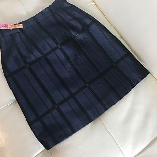 カルヴェン(CARVEN)のCARVEN カルヴェン ネイビーチェックスカート 34(ひざ丈スカート)