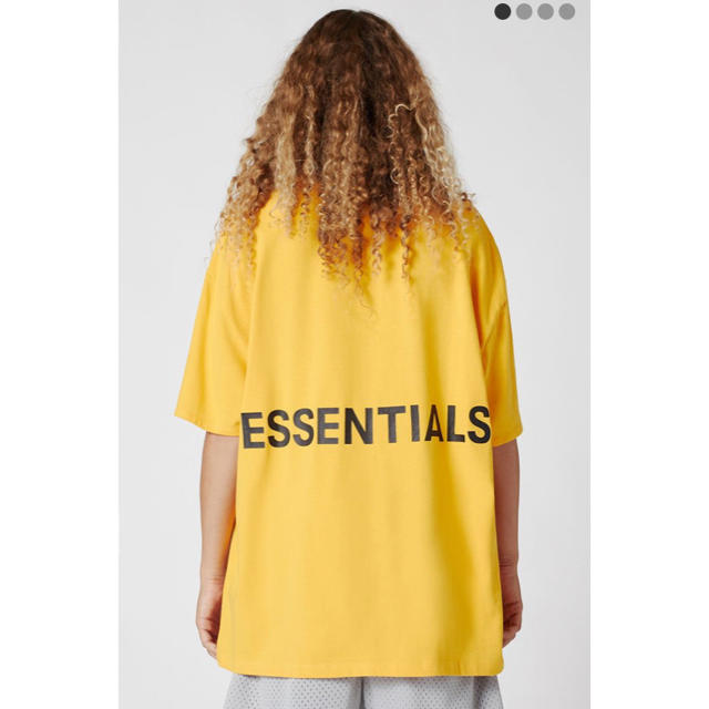 最安値 fear of god essentials Tシャツ  Sサイズ