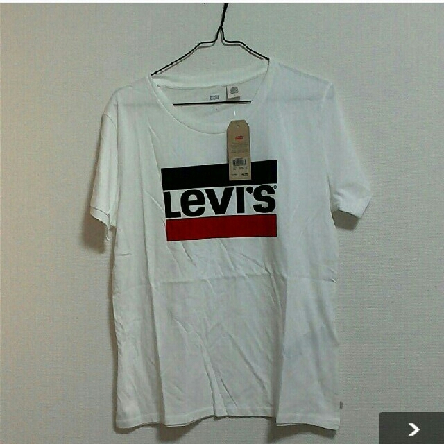 Levi's(リーバイス)の新品！リーバイスのロゴＴシャツ レディースのトップス(Tシャツ(半袖/袖なし))の商品写真