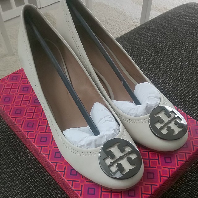 Tory Burch(トリーバーチ)のトリーバーチ パンプス 24 24.5 レディースの靴/シューズ(ハイヒール/パンプス)の商品写真