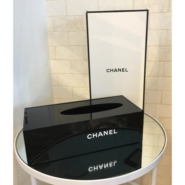 CHANEL(シャネル)の【CHANEL】ティッシュケース インテリア/住まい/日用品のインテリア小物(ティッシュボックス)の商品写真