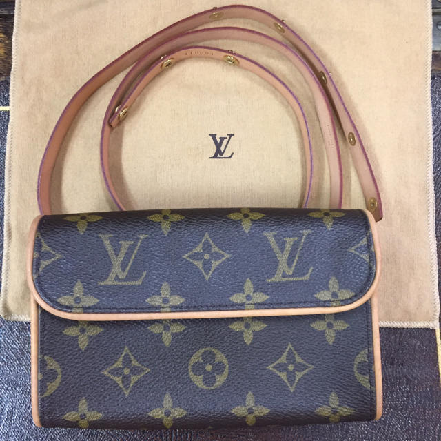 LOUIS VUITTON(ルイヴィトン)のルイ ヴィトン  ⭐︎ウエストポーチ ベルトポーチ ⭐︎モノグラム レディースのバッグ(ボディバッグ/ウエストポーチ)の商品写真