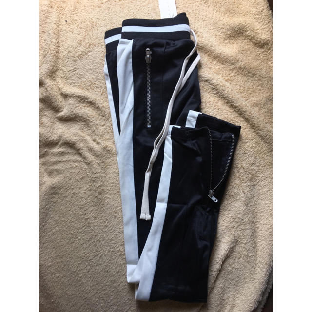 FEAR OF GOD(フィアオブゴッド)のミニマル トラックパンツ mnml track pants。 メンズのパンツ(その他)の商品写真