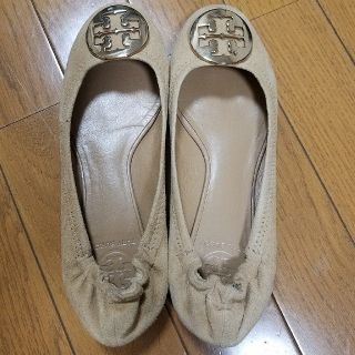 トリーバーチ(Tory Burch)のトリーバーチ ベージュ パンプス(ハイヒール/パンプス)