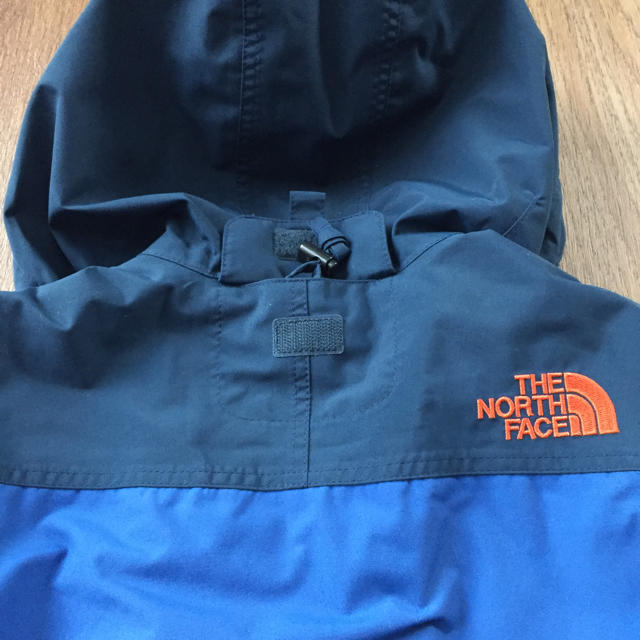 THE NORTH FACE(ザノースフェイス)のノースフェイス★スノースーツ★100cm★アジャスター付‼️ キッズ/ベビー/マタニティのキッズ服男の子用(90cm~)(ジャケット/上着)の商品写真