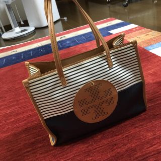 トリーバーチ(Tory Burch)のトリーバーチバック【※12月30日まで値下げ】(トートバッグ)