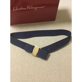 サルヴァトーレフェラガモ(Salvatore Ferragamo)のフェラガモ ヴィラ ベルト ♡ネイビー♡(ベルト)