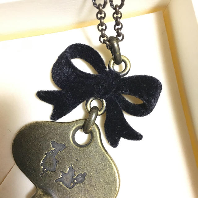 黒 桜古典 Q-pot Disney 不思議の国のアリス ネックレス ハロウィン