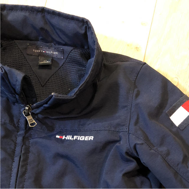 TOMMY HILFIGER(トミーヒルフィガー)のトミー ジャケット キッズ/ベビー/マタニティのキッズ服男の子用(90cm~)(ジャケット/上着)の商品写真