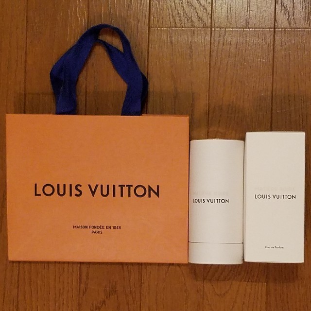 LOUIS VUITTON(ルイヴィトン)のルイヴィトン louis vuitton マティエール･ノワール 100ml  コスメ/美容の香水(香水(女性用))の商品写真