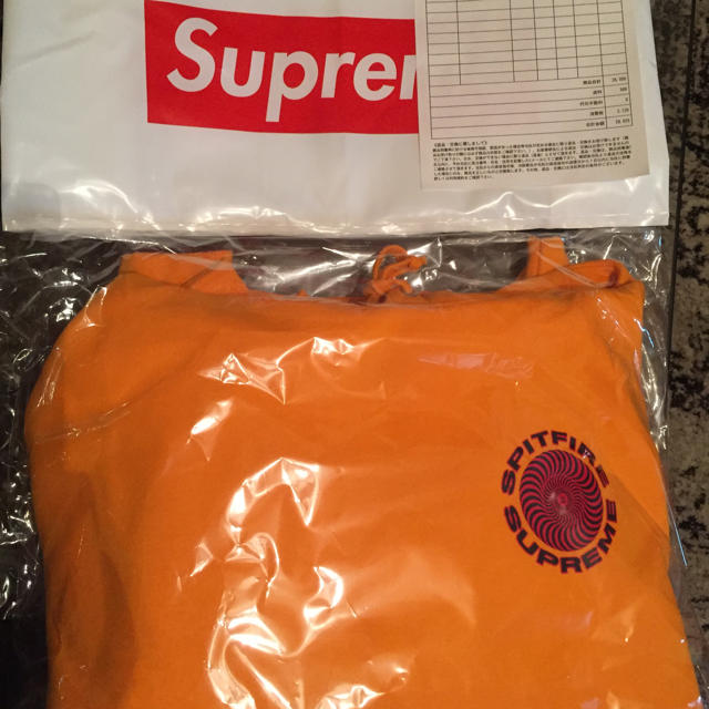 Supreme(シュプリーム)のsupreme  spitfire  hooded  sweatshirt メンズのトップス(パーカー)の商品写真