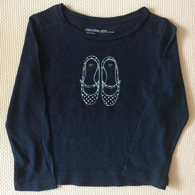 babyGAP(ベビーギャップ)のギャップベビー ロンTシャツ 90cm キッズ/ベビー/マタニティのキッズ服女の子用(90cm~)(Tシャツ/カットソー)の商品写真