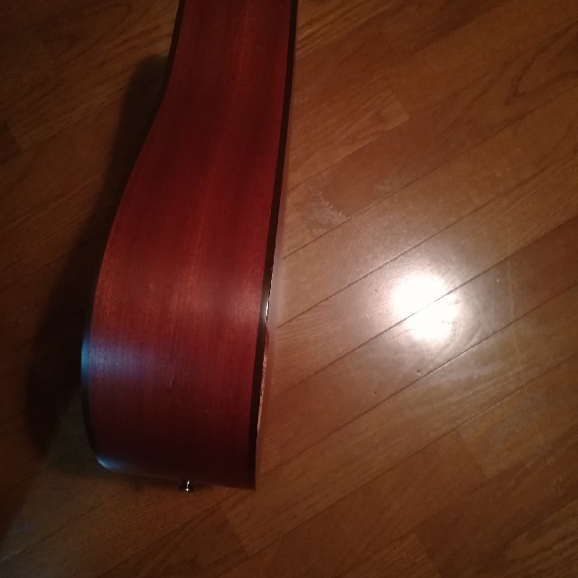 カナダ製　アコースティックギター 楽器のギター(アコースティックギター)の商品写真