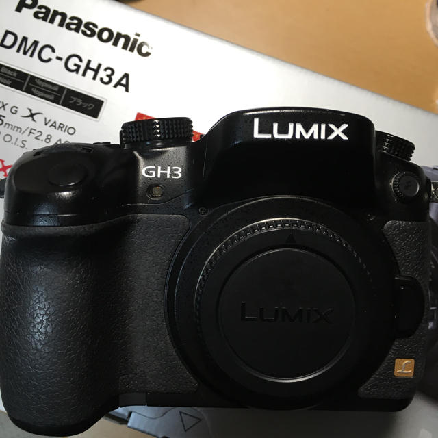 Lumix DMC-GH3 ボディ 美品 純正バッテリーほか付属品完備カメラ