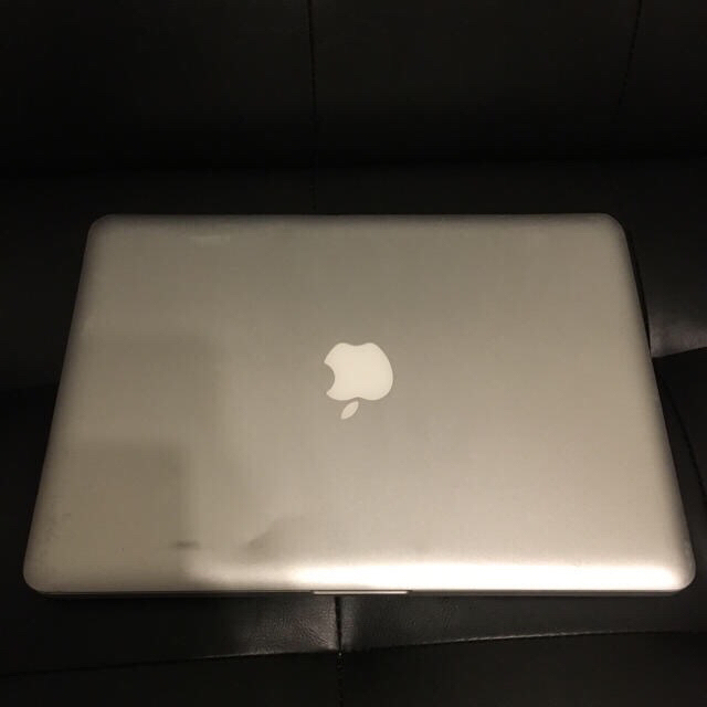 Mac book pro 13インチ 2010 ジャンク 充電アダプター付き