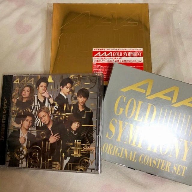 AAA(トリプルエー)のAAA♡GOLD SYMPHONY初回限定版 エンタメ/ホビーのタレントグッズ(ミュージシャン)の商品写真