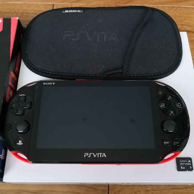 PS vita バリューパック 赤黒 1