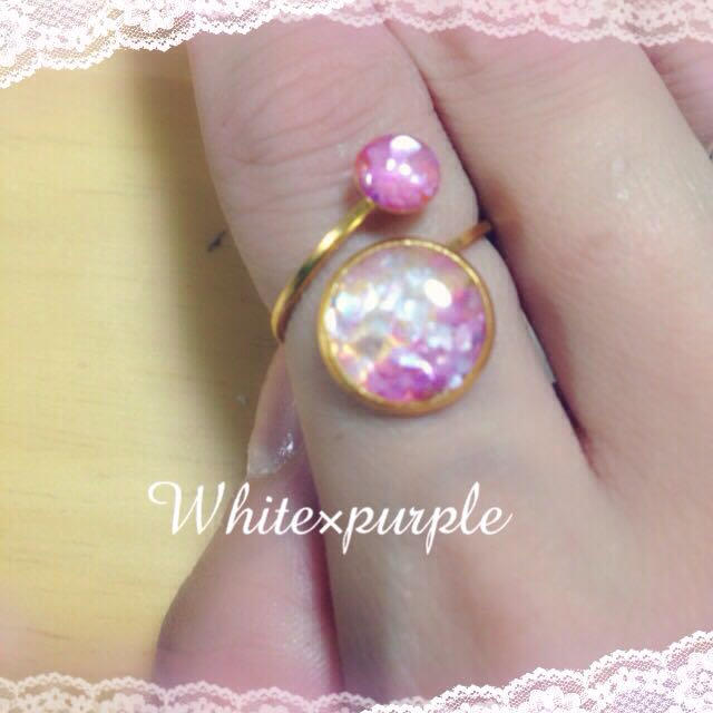 purple×White リング 指輪 レディースのアクセサリー(リング(指輪))の商品写真