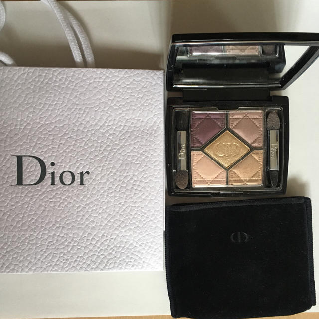 Dior(ディオール)の限定色ディオールDiorアイシャドウ サンククルール756 コスメ/美容のベースメイク/化粧品(アイシャドウ)の商品写真