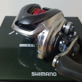 シマノ(SHIMANO)の極美品13メタニウムHG　左巻き(リール)