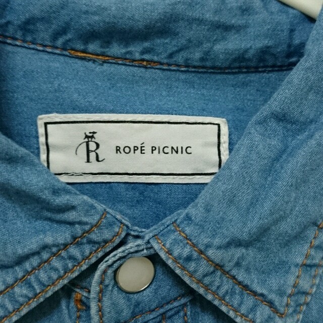 Rope' Picnic(ロペピクニック)のロペピクニック　デニムシャツ　38 レディースのトップス(シャツ/ブラウス(長袖/七分))の商品写真