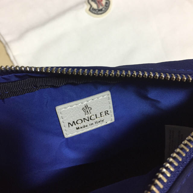 MONCLER(モンクレール)のモンクレール ポーチ レディースのファッション小物(ポーチ)の商品写真