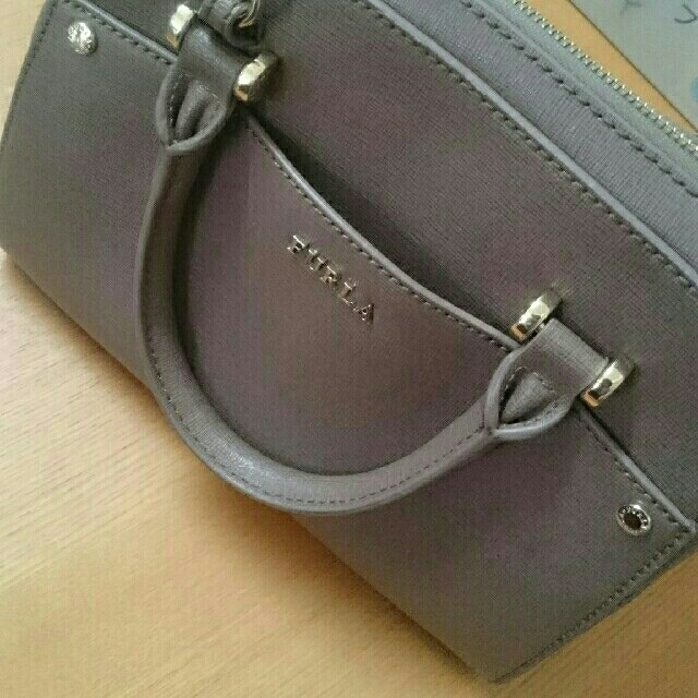 FURLA (お値下げしました)ショルダーバッグ