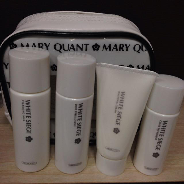 MARY QUANT - マリークワントホワイトシージ の通販 by あ's shop｜マリークワントならラクマ