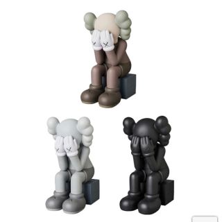 メディコムトイ(MEDICOM TOY)の3体セット KAWS PASSING THROUGH カウズ フィギュア(その他)