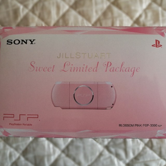 PlayStation Portable(プレイステーションポータブル)のPSP-3000 XZP ブロッサム・ピンク エンタメ/ホビーのゲームソフト/ゲーム機本体(携帯用ゲーム機本体)の商品写真