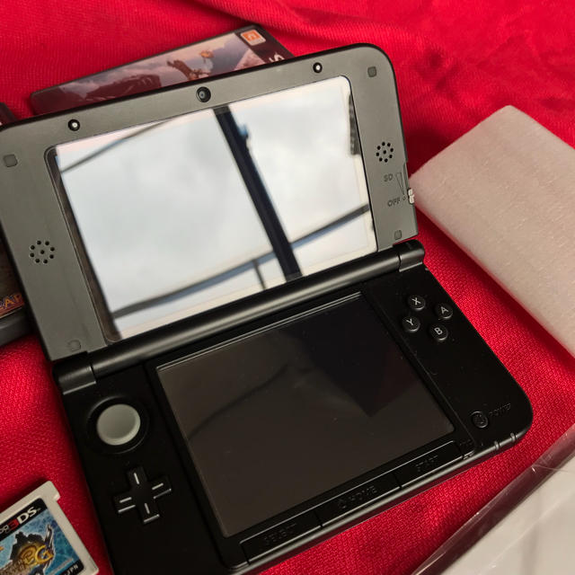 【美品】ニンテンドー 3DS LL 任天堂 ソフト3本付き