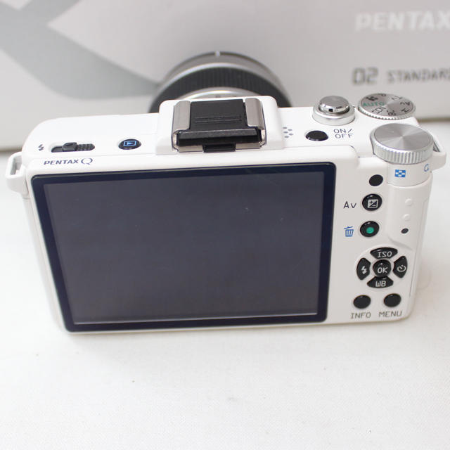 PENTAX(ペンタックス)の❤️Wi-Fi❤️ペンタックス Q ミラーレスカメラ スマホ/家電/カメラのカメラ(ミラーレス一眼)の商品写真