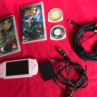 プレイステーションポータブル(PlayStation Portable)のPSP ブロッサムピンク ソフト付き(携帯用ゲーム機本体)