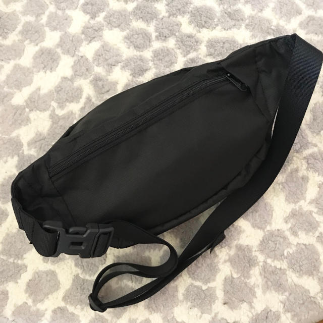 Mammut(マムート)の【新品/未使用】マムート バッグ 2L Classic Bumbag 2L  レディースのバッグ(ボディバッグ/ウエストポーチ)の商品写真