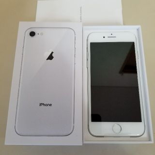 アイフォーン(iPhone)のiPhone8(スマートフォン本体)