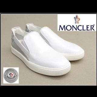 モンクレール(MONCLER)のモンクレール◆白灰レザースリッポン 新品未使用 (スリッポン/モカシン)